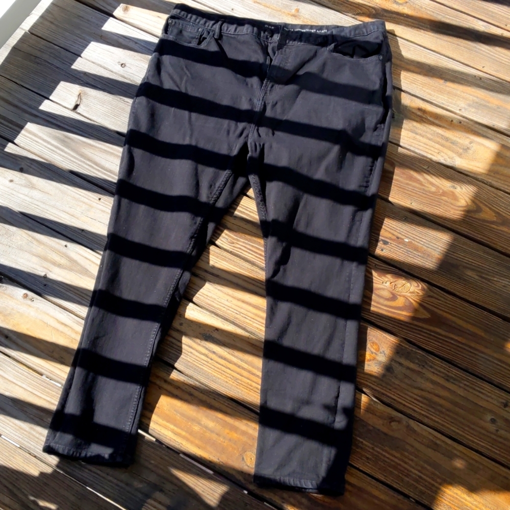 Deep black skinny jeans